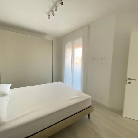 Light Palace 7 - Immobiliare Living Apartman